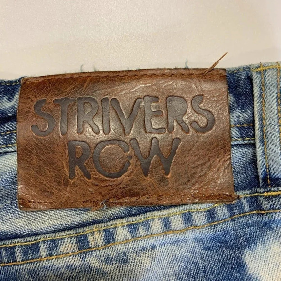 Strivers Row Men's Grey Birch Distressed Fit Raw Bleached Jeans Size 30x31 NWT - Picture 8 of 14